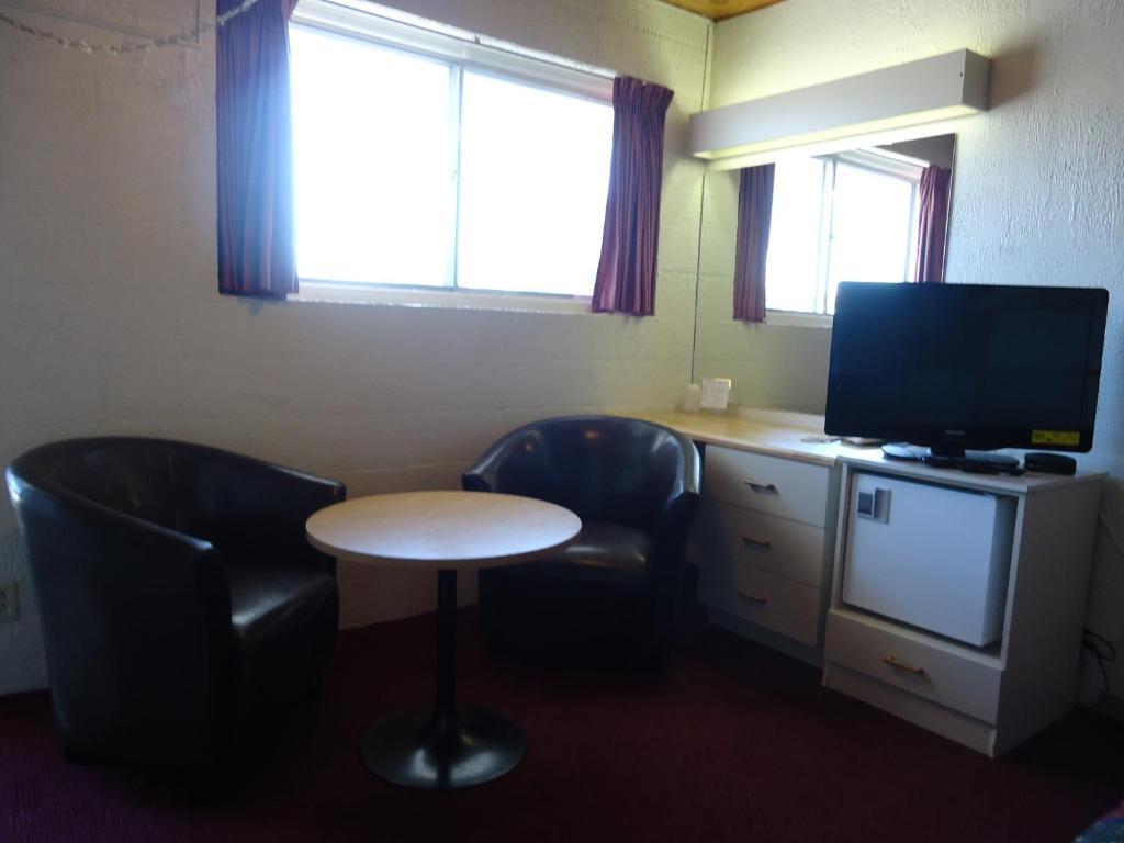 Voyageur Motel ธันเดอร์เบย์ ภายนอก รูปภาพ