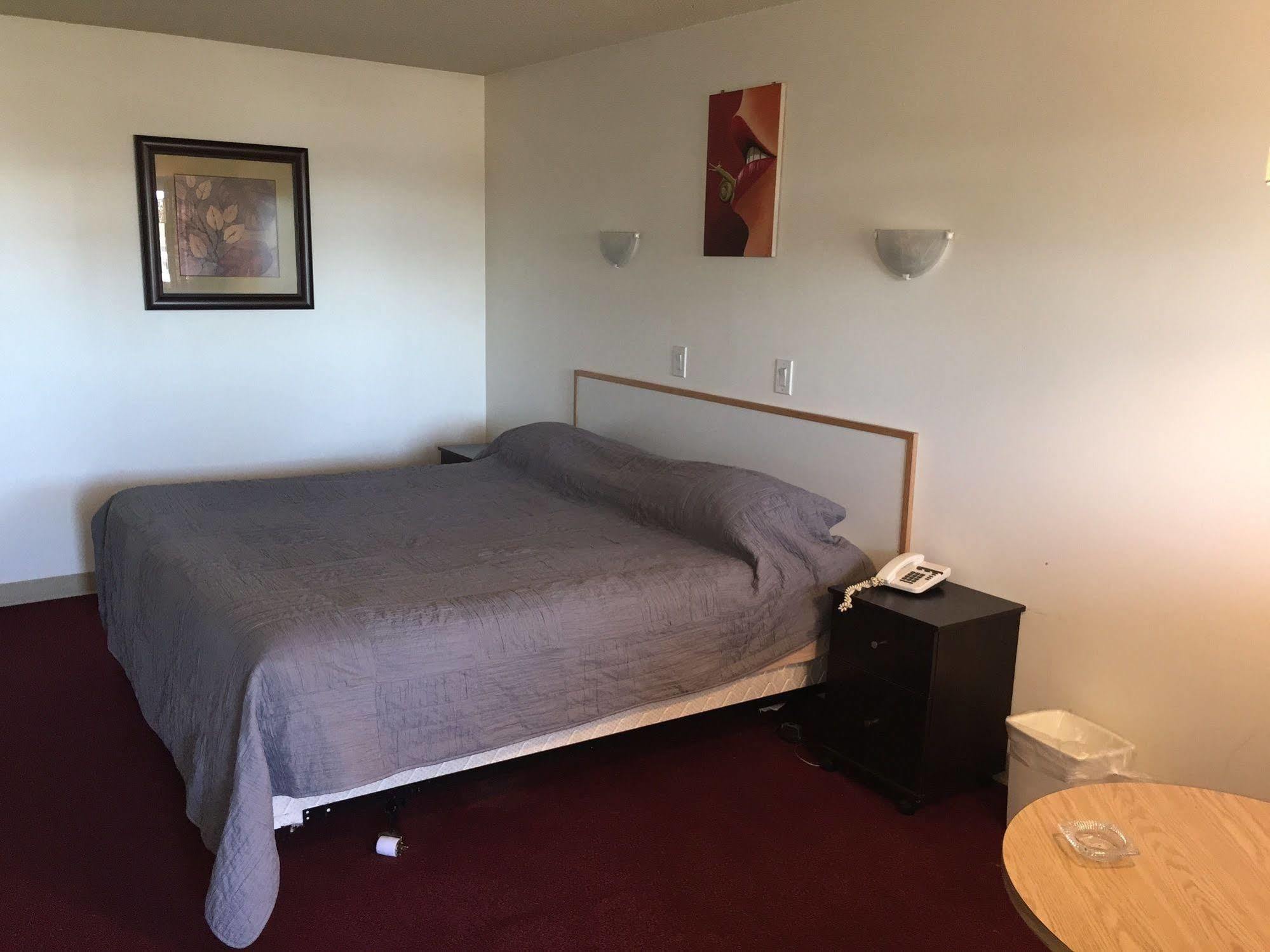 Voyageur Motel ธันเดอร์เบย์ ภายนอก รูปภาพ