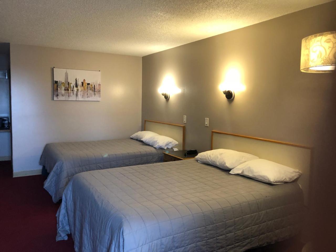 Voyageur Motel ธันเดอร์เบย์ ภายนอก รูปภาพ